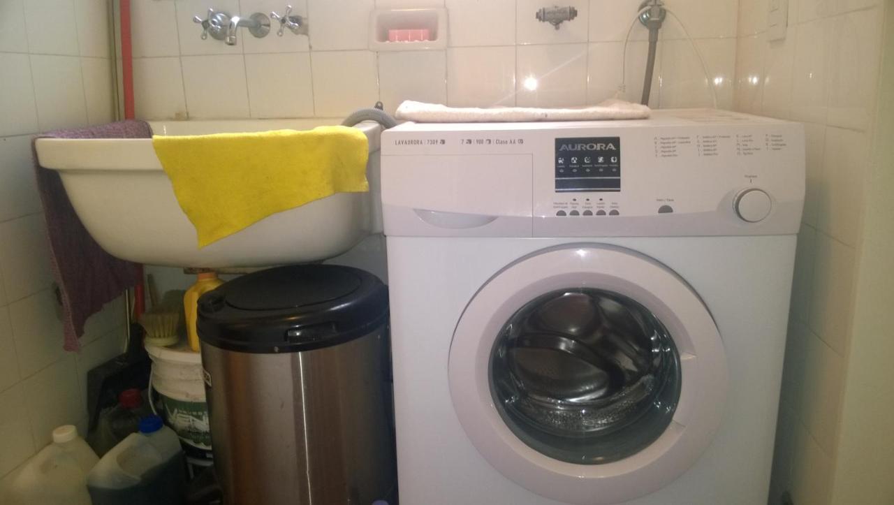 בואנוס איירס Habitacion Con Bano Privado Un Piso Por Escalera מראה חיצוני תמונה