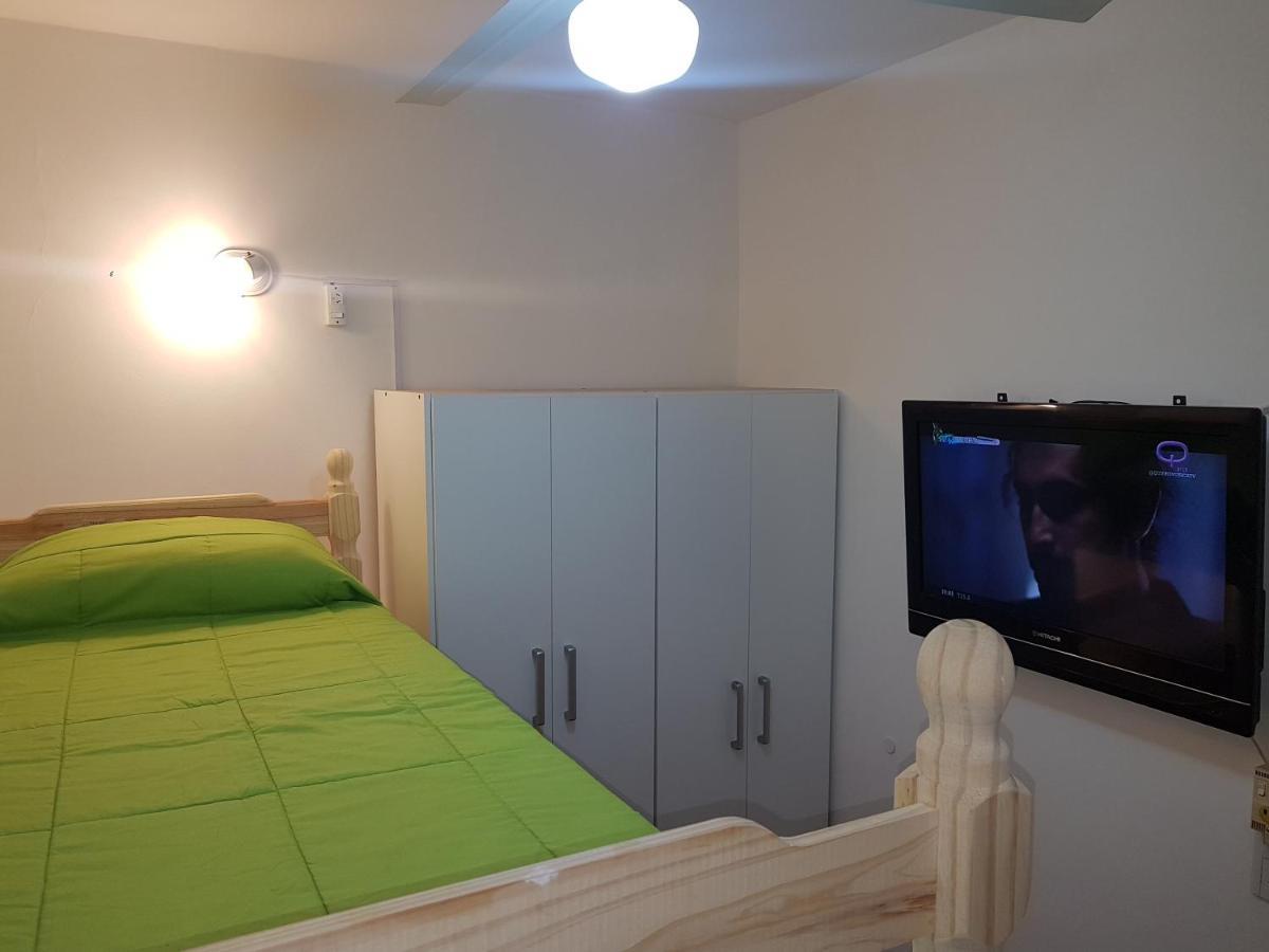 בואנוס איירס Habitacion Con Bano Privado Un Piso Por Escalera מראה חיצוני תמונה